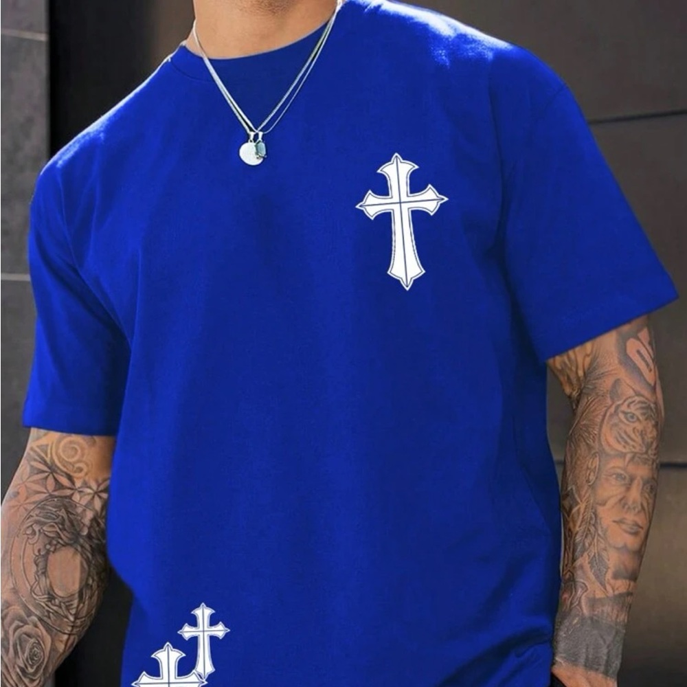 Manfinity EMRG Men Cross Print Tee